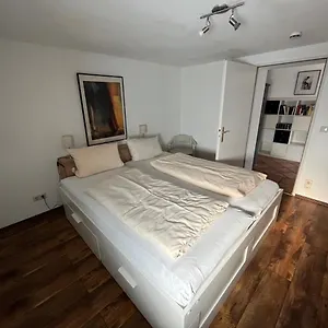  Apartment Familiensuite Mit Garten Und Poolnutzung Deutschland